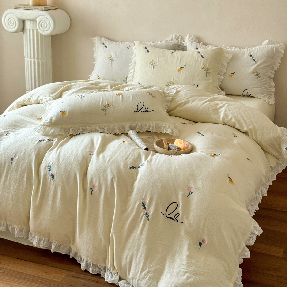 91家纺网 家纺一手货源 找家纺 FORTWO家纺原创设计（FOR TWO家纺） 2025新款40支全棉纯棉双层纱刺绣花边款四件套-小花园 小花园-黄