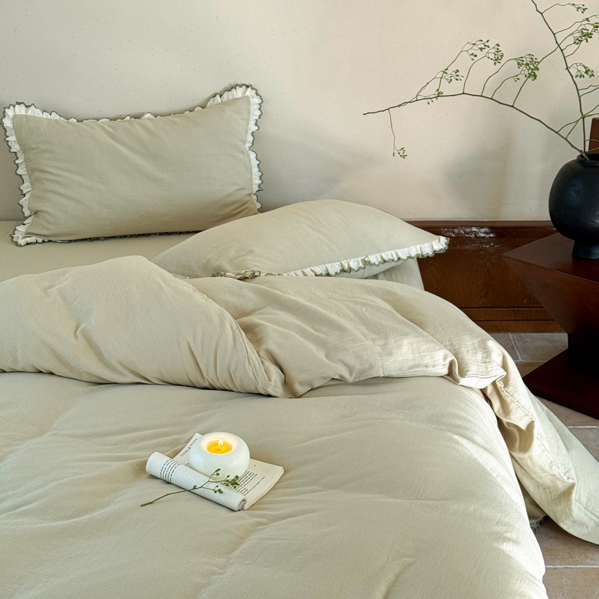 91家纺网 家纺一手货源 找家纺 FORTWO家纺原创设计（FOR TWO家纺） 2025新款双层纱刺绣花边款四件套-安妮 安妮-瓷绿