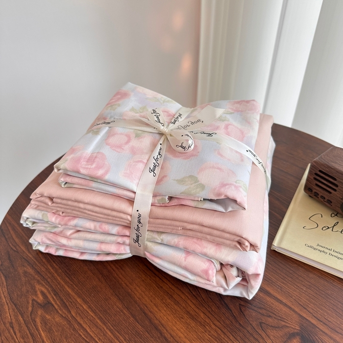 91家纺网 家纺一手货源 找家纺 （总）爱思佳 2024新款A类母婴全棉双层纱印花四件套直播热卖系列三 叠拍图