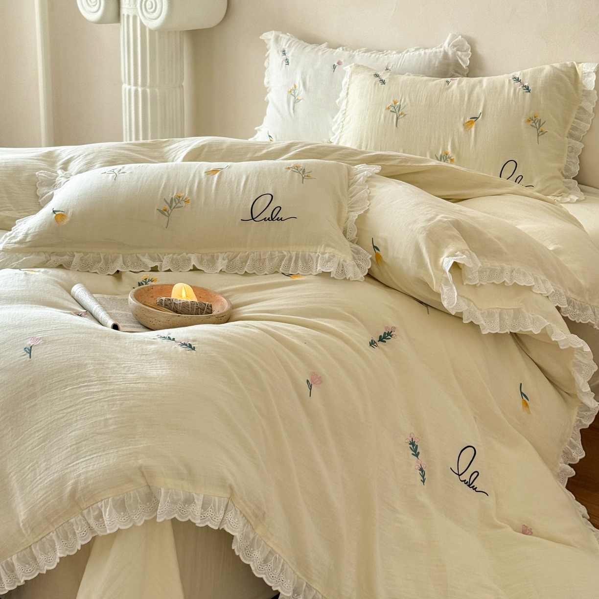 91家纺网 家纺一手货源 找家纺 FORTWO家纺原创设计（FOR TWO家纺） 2025新款40支全棉纯棉双层纱刺绣花边款四件套-小花园 小花园-黄