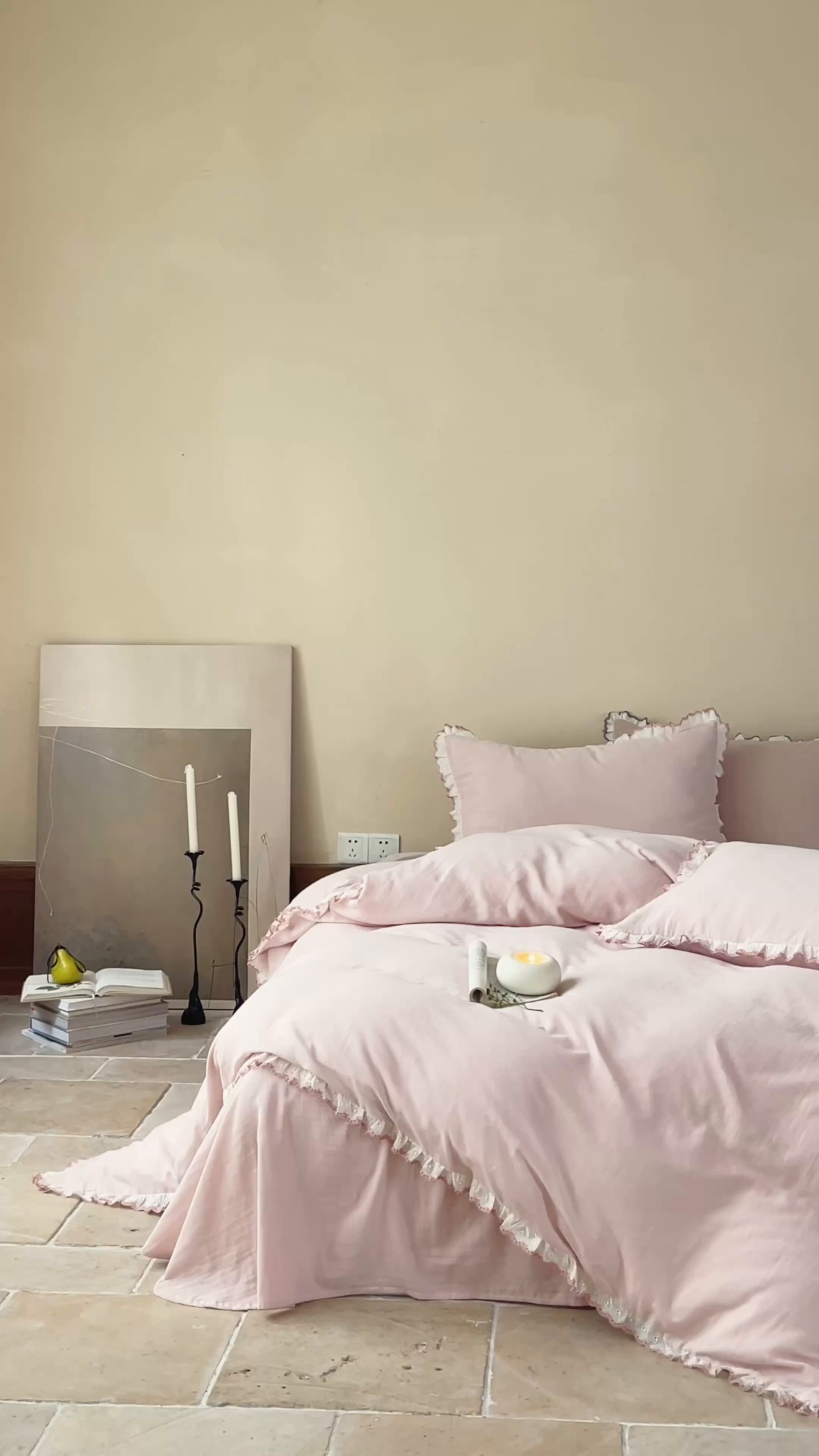 91家纺网 家纺一手货源 找家纺 FORTWO家纺原创设计（FOR TWO家纺） 2025新款双层纱刺绣花边款四件套-安妮 安妮-粉