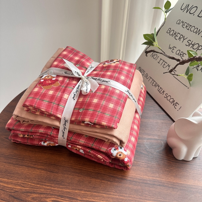 91家纺网 家纺一手货源 找家纺 爱思佳 2024新款A类母婴全棉双层纱印花四件套直播热卖系列三 叠拍图 旺财