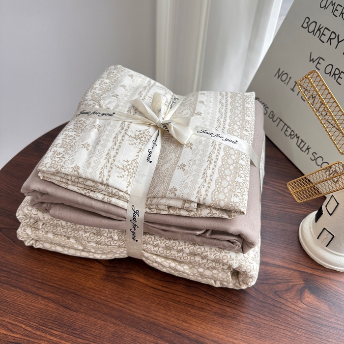 91家纺网 家纺一手货源 找家纺 爱思佳 2024新款A类母婴全棉双层纱印花四件套直播热卖系列三 叠拍图 印象