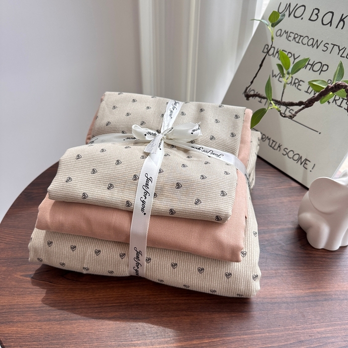 91家纺网 家纺一手货源 找家纺 （总）爱思佳 2024新款A类母婴全棉双层纱印花四件套直播热卖系列三 叠拍图