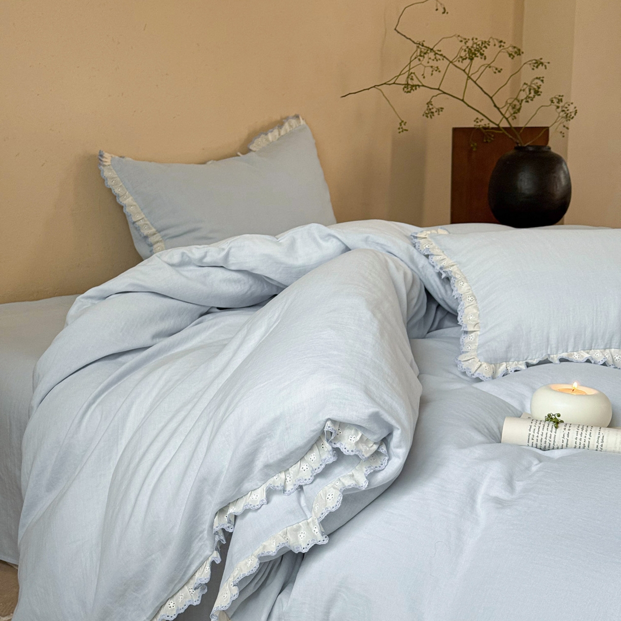 91家纺网 家纺一手货源 找家纺 FORTWO家纺原创设计（FOR TWO家纺） 2025新款双层纱刺绣花边款四件套-安妮 安妮-兰