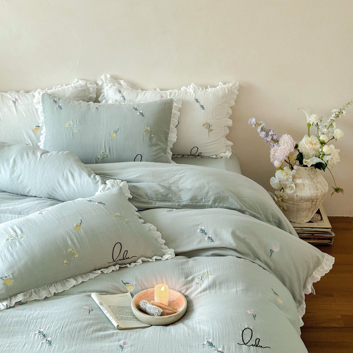 91家纺网 家纺一手货源 找家纺 FORTWO家纺原创设计（FOR TWO家纺） 2025新款40支全棉纯棉双层纱刺绣花边款四件套-小花园 小花园-绿