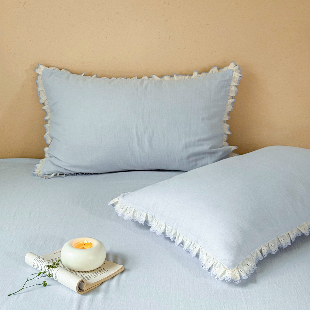 91家纺网 家纺一手货源 找家纺 FORTWO家纺原创设计（FOR TWO家纺） 2025新款双层纱刺绣花边款四件套-安妮 安妮-兰