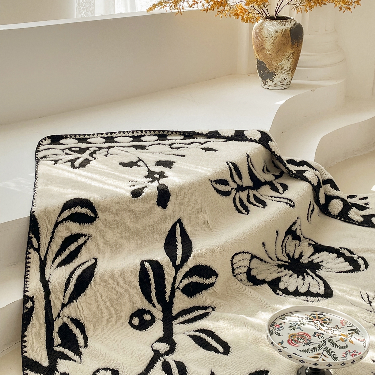 91家纺网 家纺一手货源 找家纺 十里居 2025新款双面印花舒棉绒毛毯多功能盖毯沙发毯跨境毛毯 蝴蝶树