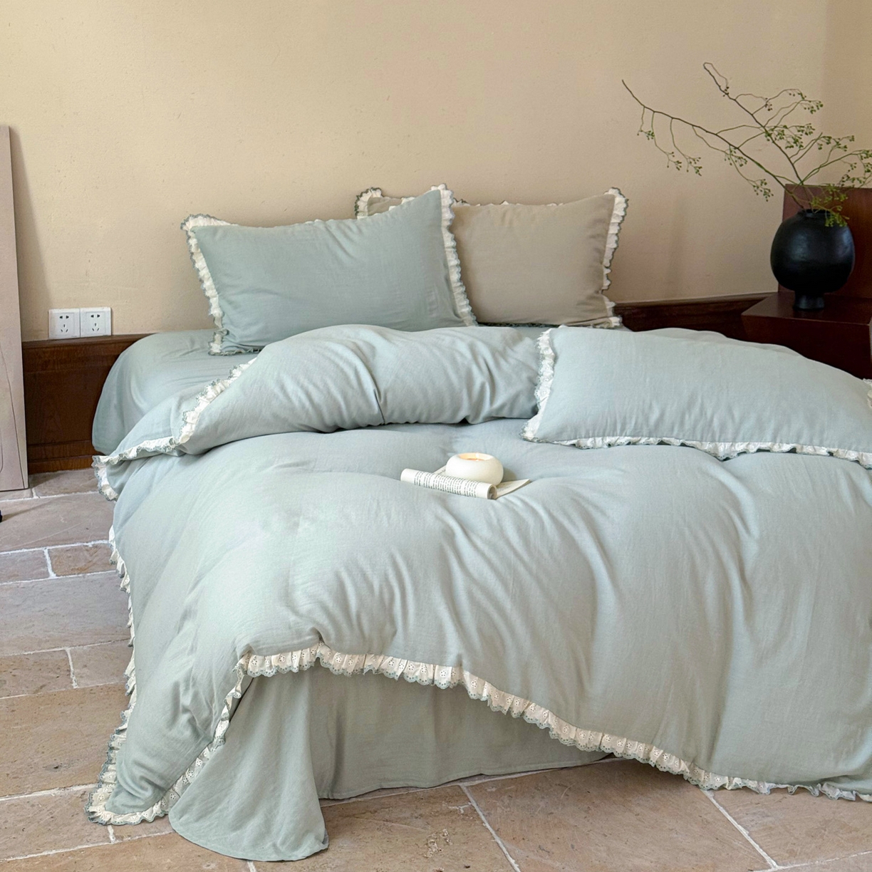 91家纺网 家纺一手货源 找家纺 FORTWO家纺原创设计（FOR TWO家纺） 2025新款双层纱刺绣花边款四件套-安妮 安妮-绿