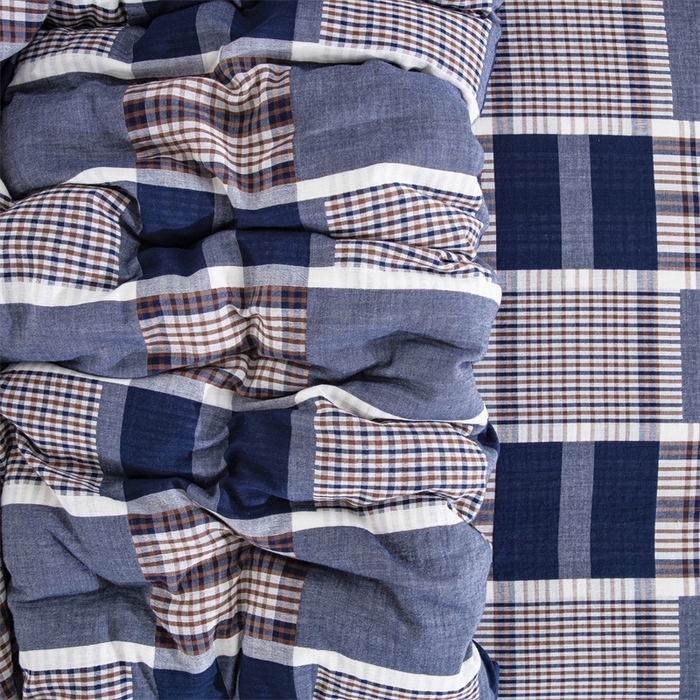 91家纺网 家纺一手货源 找家纺 双层纱家居 2025新款格子款双层纱四件套 朦胧蓝大格