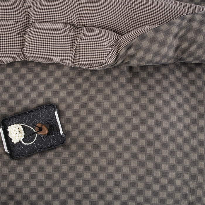 91家纺网 家纺一手货源 找家纺 双层纱家居 2025新款格子款双层纱四件套 朦胧格深灰