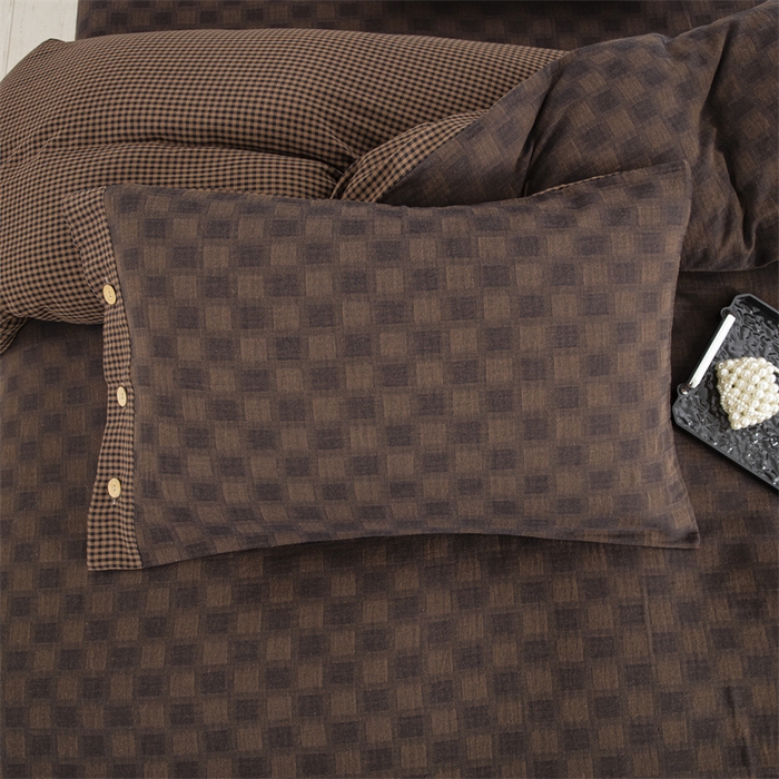 91家纺网 家纺一手货源 找家纺 双层纱家居 2025新款格子款双层纱四件套 朦胧格深咖色