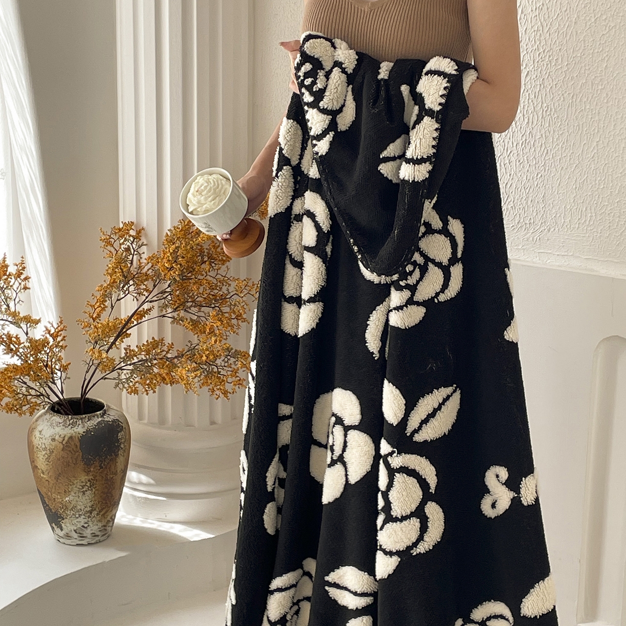 91家纺网 家纺一手货源 找家纺 十里居 2025新款双面印花舒棉绒毛毯多功能盖毯沙发毯跨境毛毯 山茶花