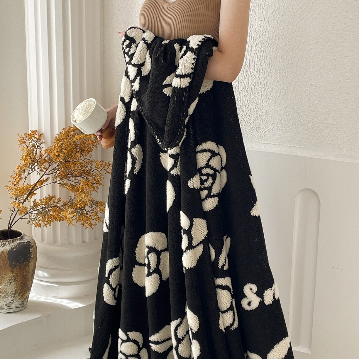 91家纺网 家纺一手货源 找家纺 十里居 2025新款双面印花舒棉绒毛毯多功能盖毯沙发毯跨境毛毯 山茶花