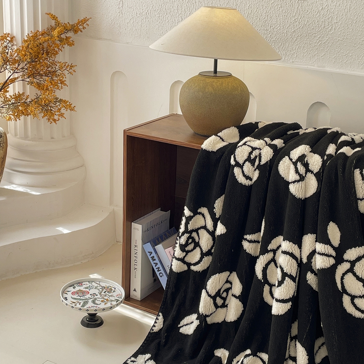 91家纺网 家纺一手货源 找家纺 十里居 2025新款双面印花舒棉绒毛毯多功能盖毯沙发毯跨境毛毯 山茶花