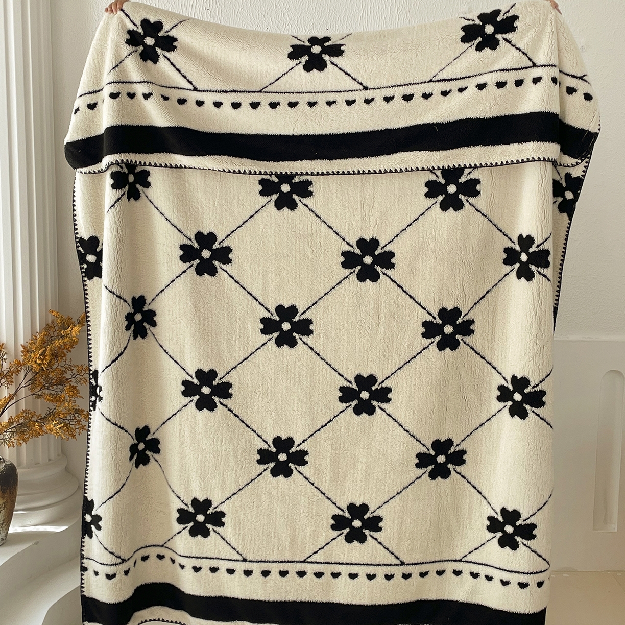 十里居 2025新款双面印花舒棉绒毛毯多功能盖毯沙发毯跨境毛毯 四叶草