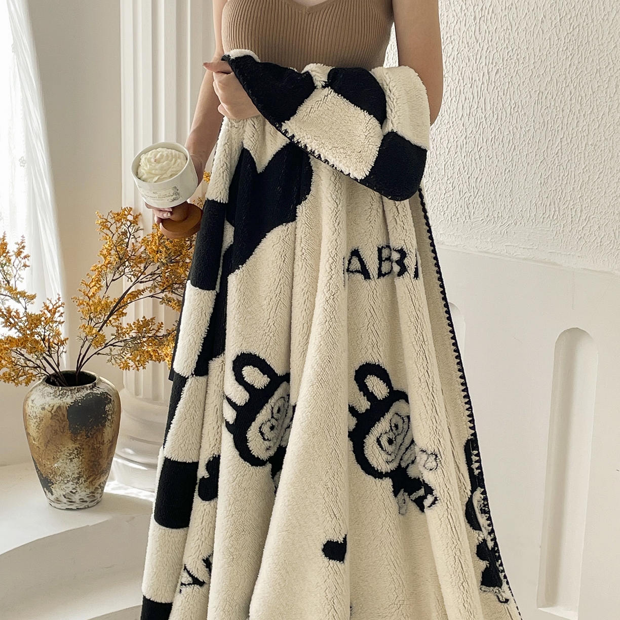 91家纺网 家纺一手货源 找家纺 十里居 2025新款双面印花舒棉绒毛毯多功能盖毯沙发毯跨境毛毯 小布布