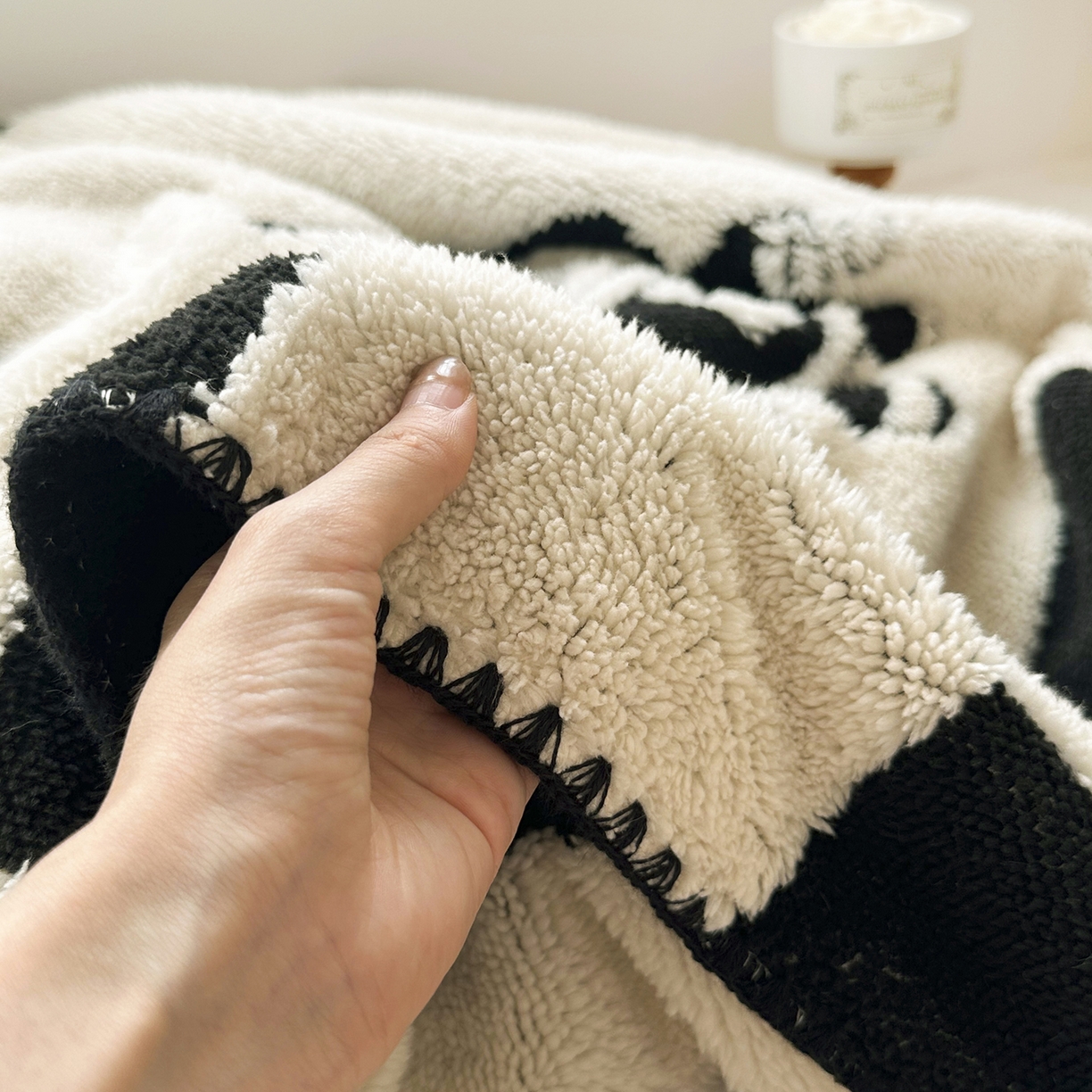 91家纺网 家纺一手货源 找家纺 十里居 2025新款双面印花舒棉绒毛毯多功能盖毯沙发毯跨境毛毯 小布布