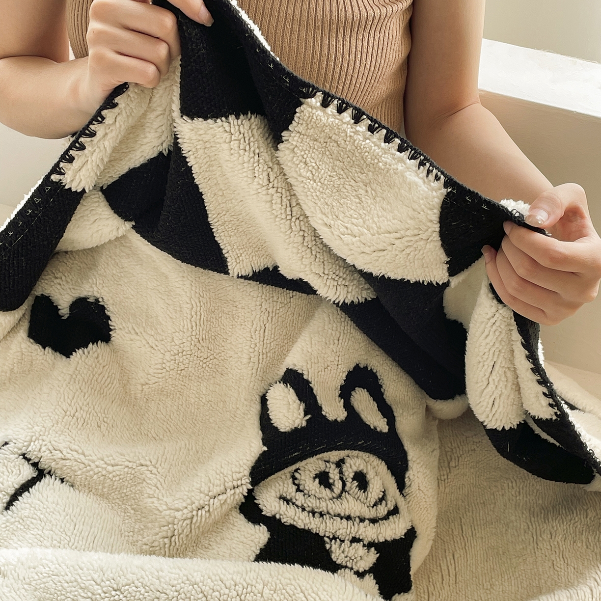 91家纺网 家纺一手货源 找家纺 十里居 2025新款双面印花舒棉绒毛毯多功能盖毯沙发毯跨境毛毯 小布布