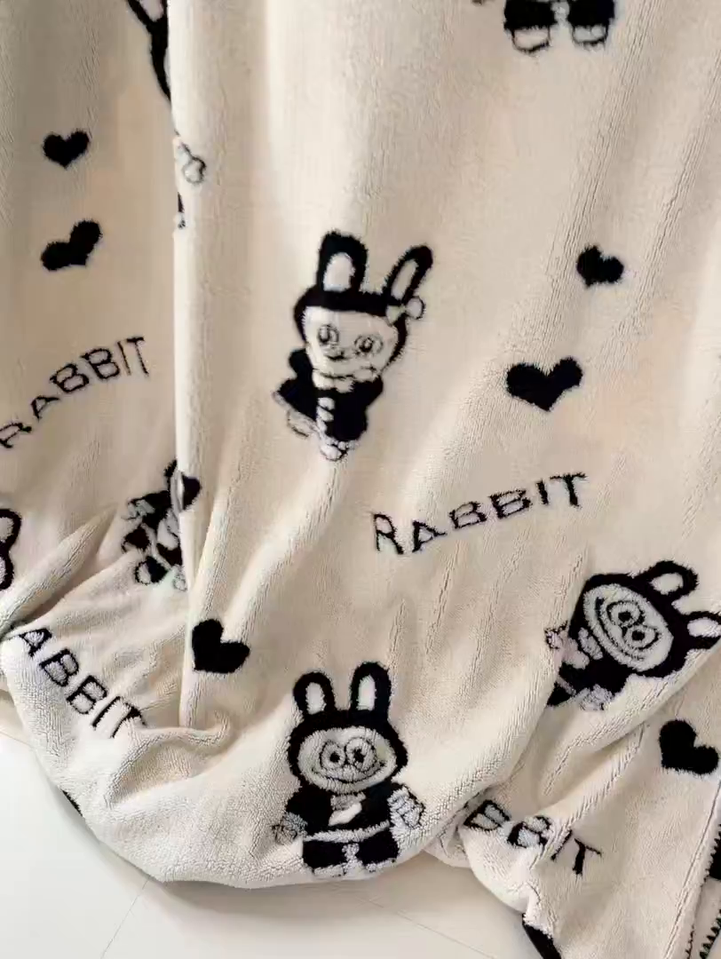 91家纺网 家纺一手货源 找家纺 十里居 2025新款双面印花舒棉绒毛毯多功能盖毯沙发毯跨境毛毯 小布布