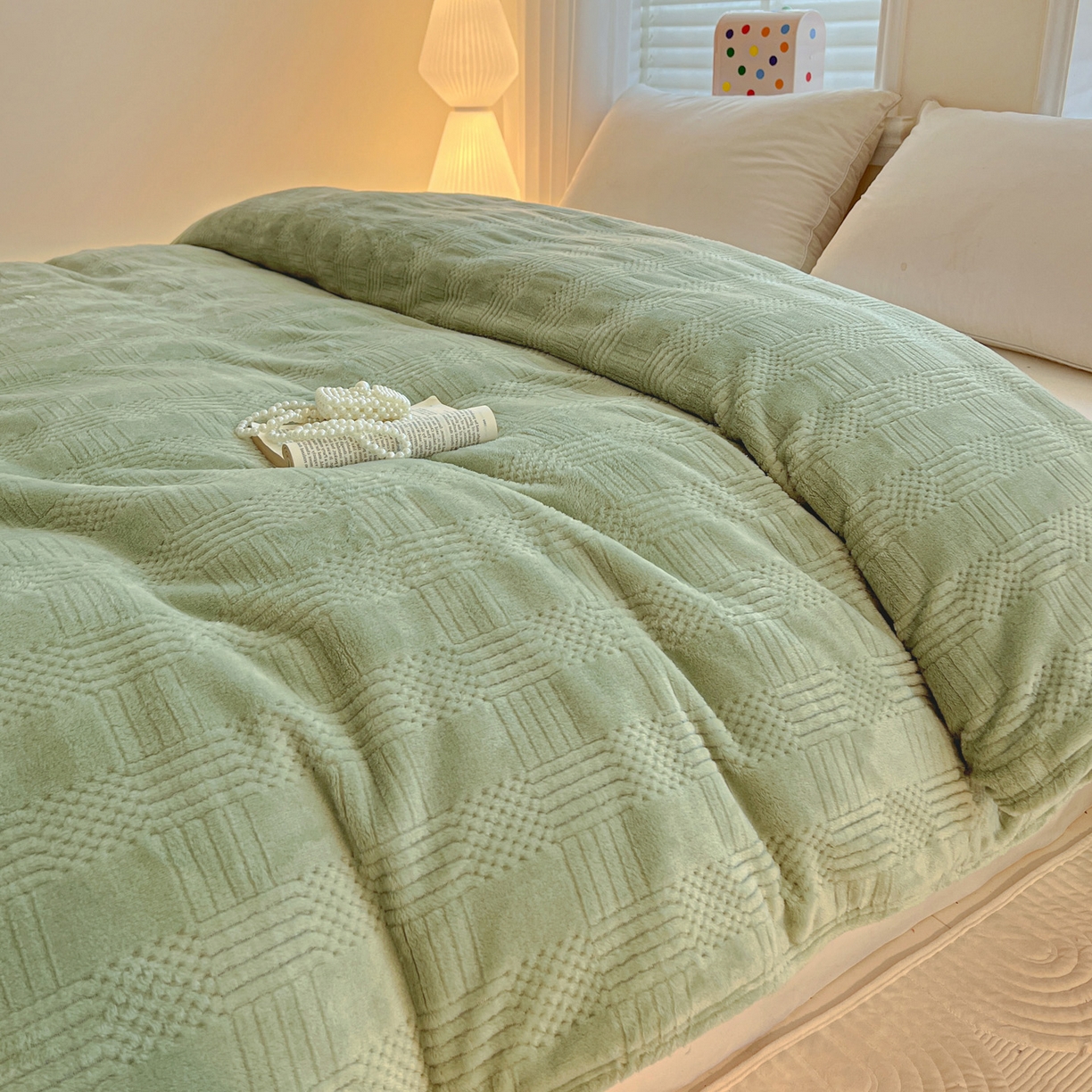 91家纺网 家纺一手货源 找家纺 美洲琳 2025新款提花简约珊瑚绒法莱绒毯毛毯毯子 绿色