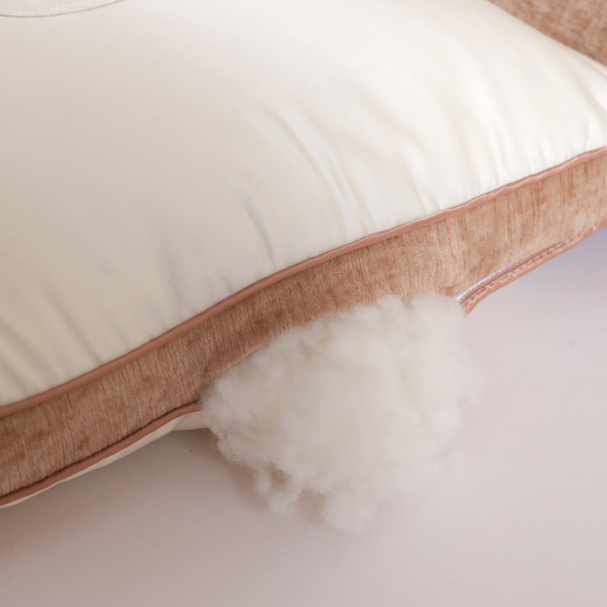 91家纺网 家纺一手货源 找家纺 麦肯锡 2025新款牵引护颈枕枕头枕芯 牵引护颈枕深咖