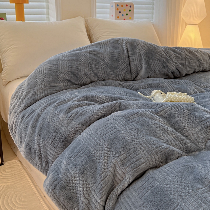 91家纺网 家纺一手货源 找家纺 （总）美洲琳 2025新款提花简约珊瑚绒法莱绒毯毛毯毯子