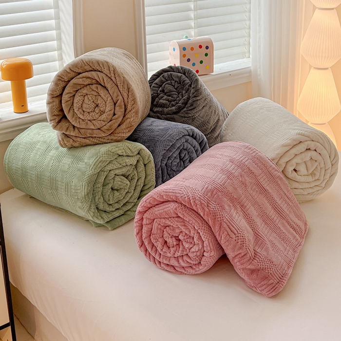 91家纺网 家纺一手货源 找家纺 （总）美洲琳 2025新款提花简约珊瑚绒法莱绒毯毛毯毯子,白色,粉色,咖色,蓝灰,绿色,深灰