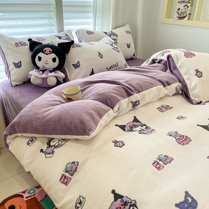 91家纺网 家纺一手货源 找家纺 孩子王家纺 2025新款正版授权卡通牛奶绒小版奥特曼-三丽鸥（含防伪码） 布丁库洛米