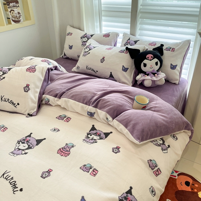 91家纺网 家纺一手货源 找家纺 孩子王家纺 2025新款正版授权卡通牛奶绒小版奥特曼-三丽鸥（含防伪码） 布丁库洛米