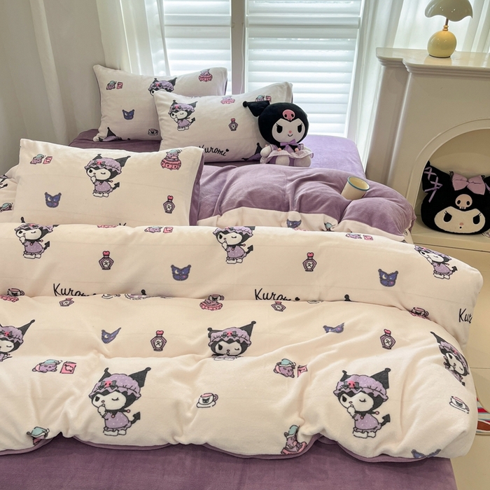 91家纺网 家纺一手货源 找家纺 孩子王家纺 2025新款正版授权卡通牛奶绒小版奥特曼-三丽鸥（含防伪码） 布丁库洛米