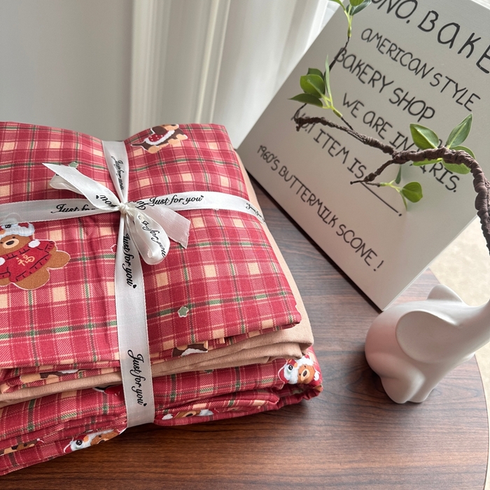 91家纺网 家纺一手货源 找家纺 爱思佳 2024新款A类母婴全棉双层纱印花四件套直播热卖系列三 叠拍图 旺财