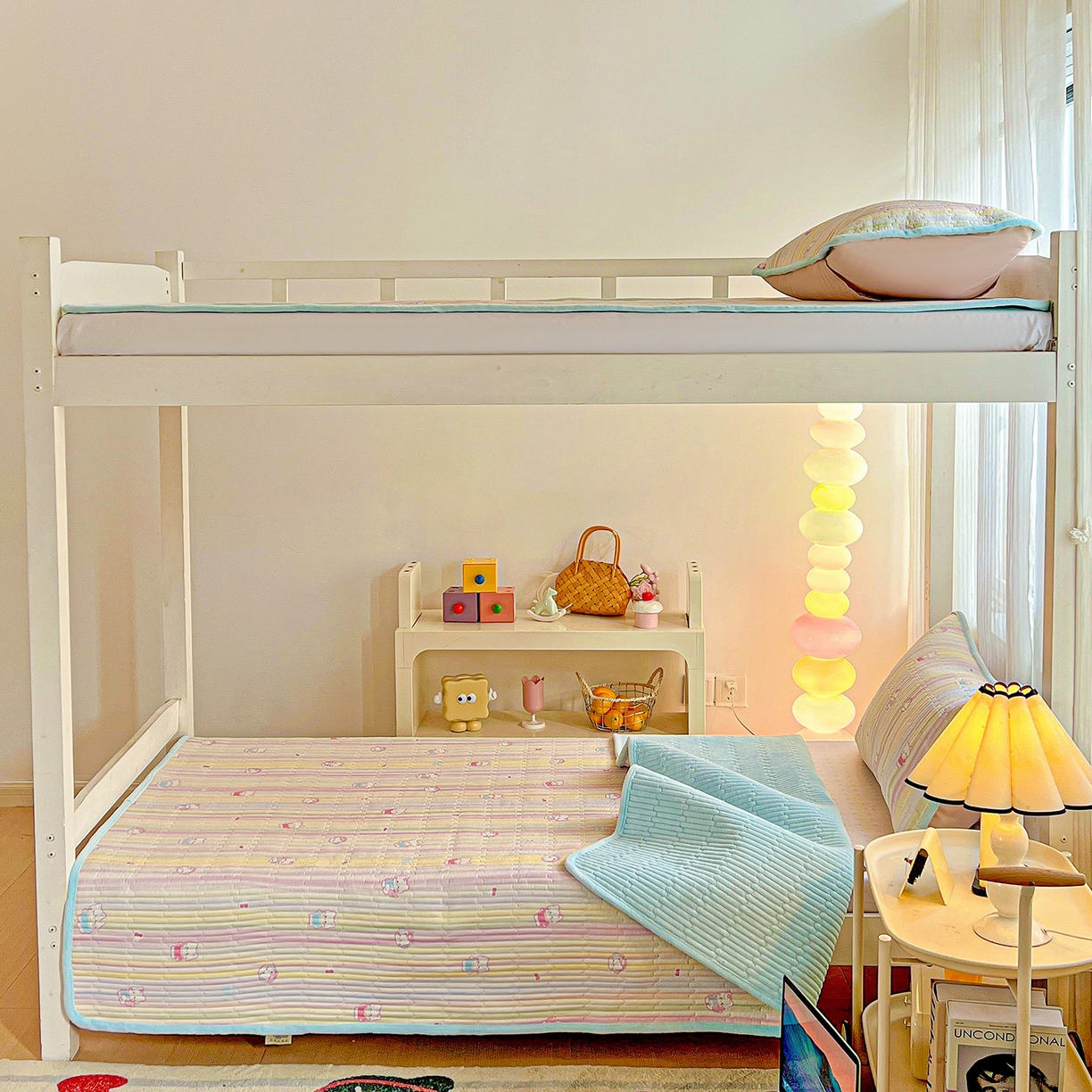 91家纺网 家纺一手货源 找家纺 恒尚居 2025新款学生床盖纯棉牛奶绒正反两用夹棉床单床垫-秋冬款-四季通用【系列一】 彩虹猫【A纯棉-B宝宝绒】