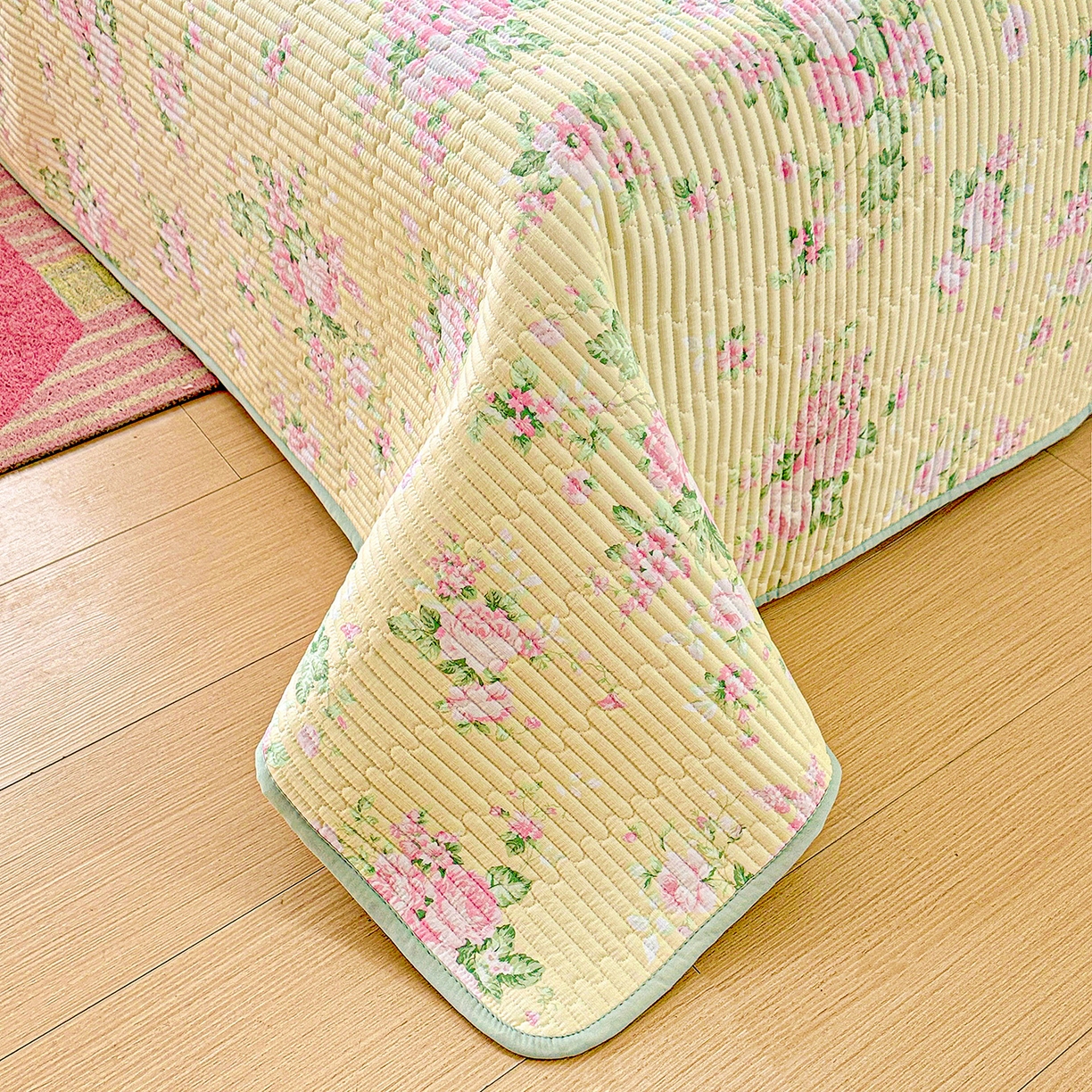 91家纺网 家纺一手货源 找家纺 恒尚居 2025新款双层纱床盖床盖单品单床盖云感夹棉床单床垫软床垫-四季款【系列二】 【花仙子】双层纱