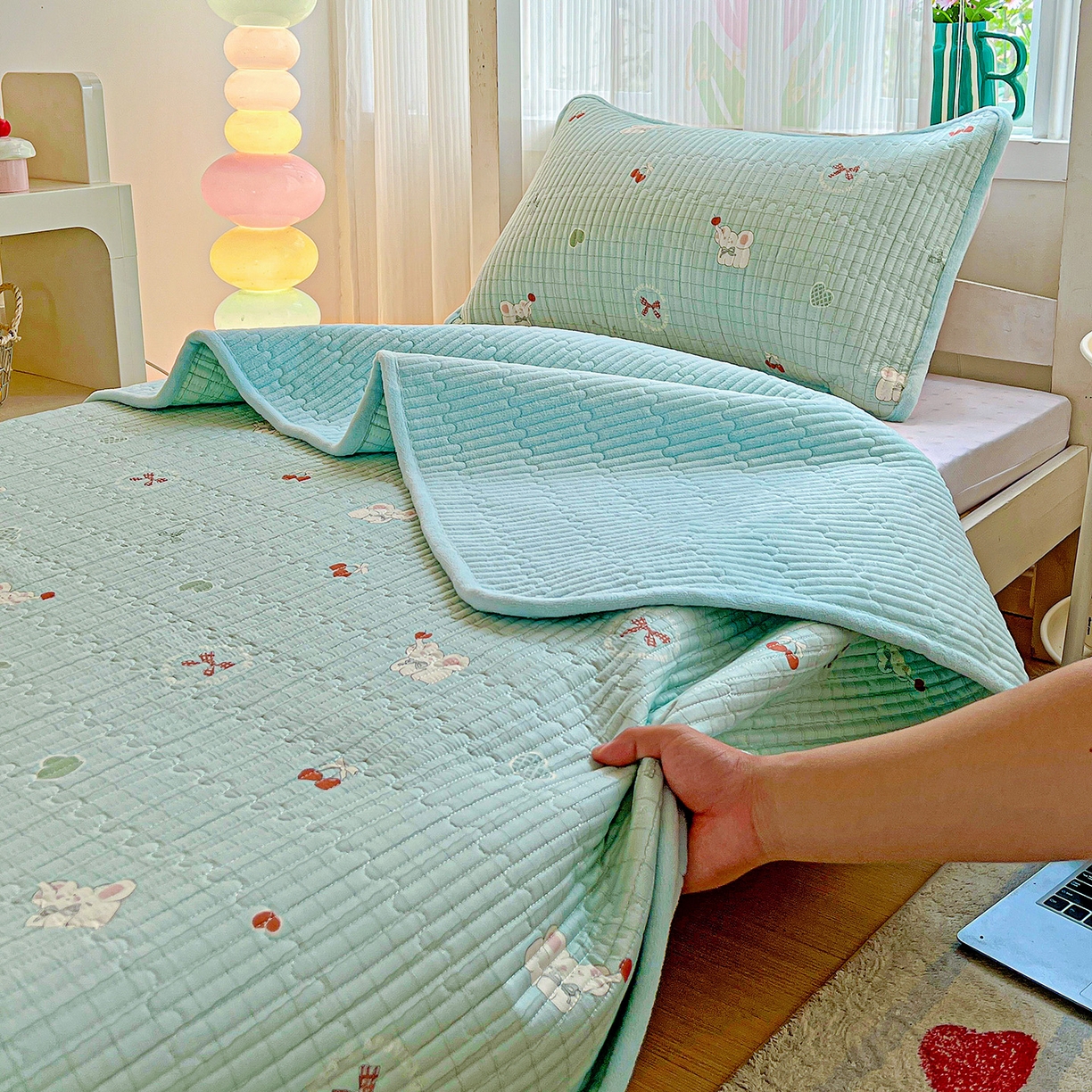 恒尚居 2025新款学生床盖纯棉牛奶绒正反两用夹棉床单床垫-秋冬款-四季通用【系列一】 蓝象【A纯棉-B宝宝绒】