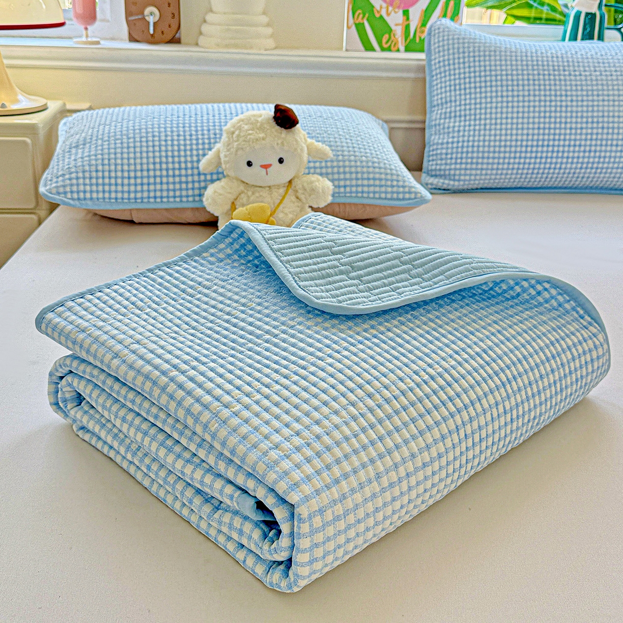 91家纺网 家纺一手货源 找家纺 恒尚居 2025新款双层纱床盖床盖单品单床盖云感夹棉床单床垫软床垫-四季款【系列二】 【天蓝格】双层纱