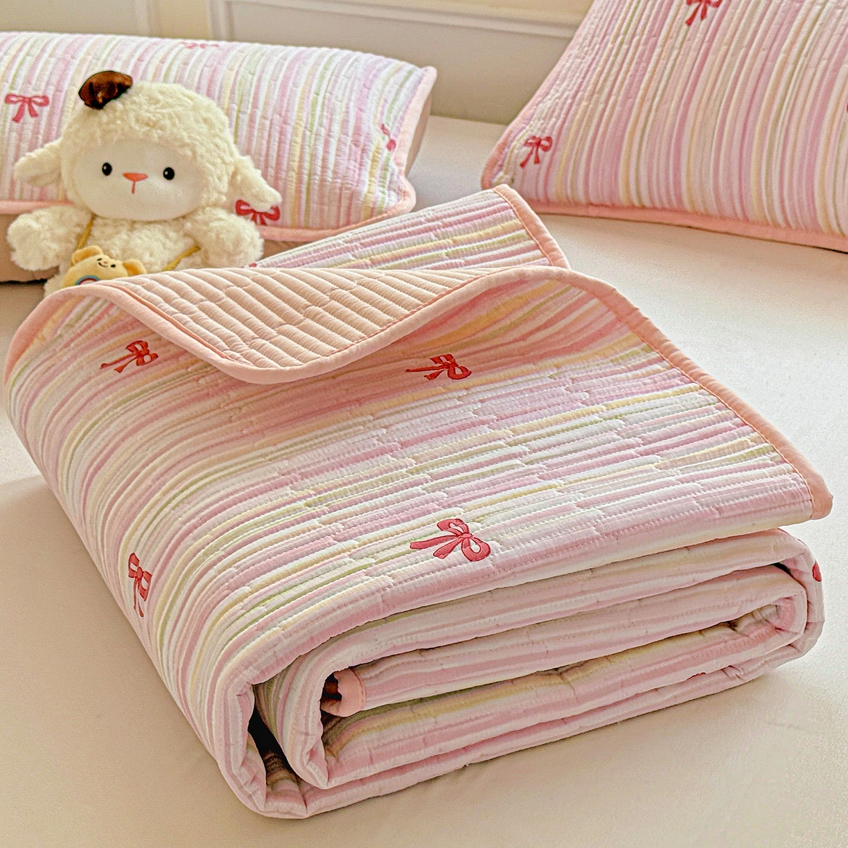 91家纺网 家纺一手货源 找家纺 恒尚居 2025新款双层纱床盖床盖单品单床盖云感夹棉床单床垫软床垫-四季款【系列二】 【完美日记】双层纱