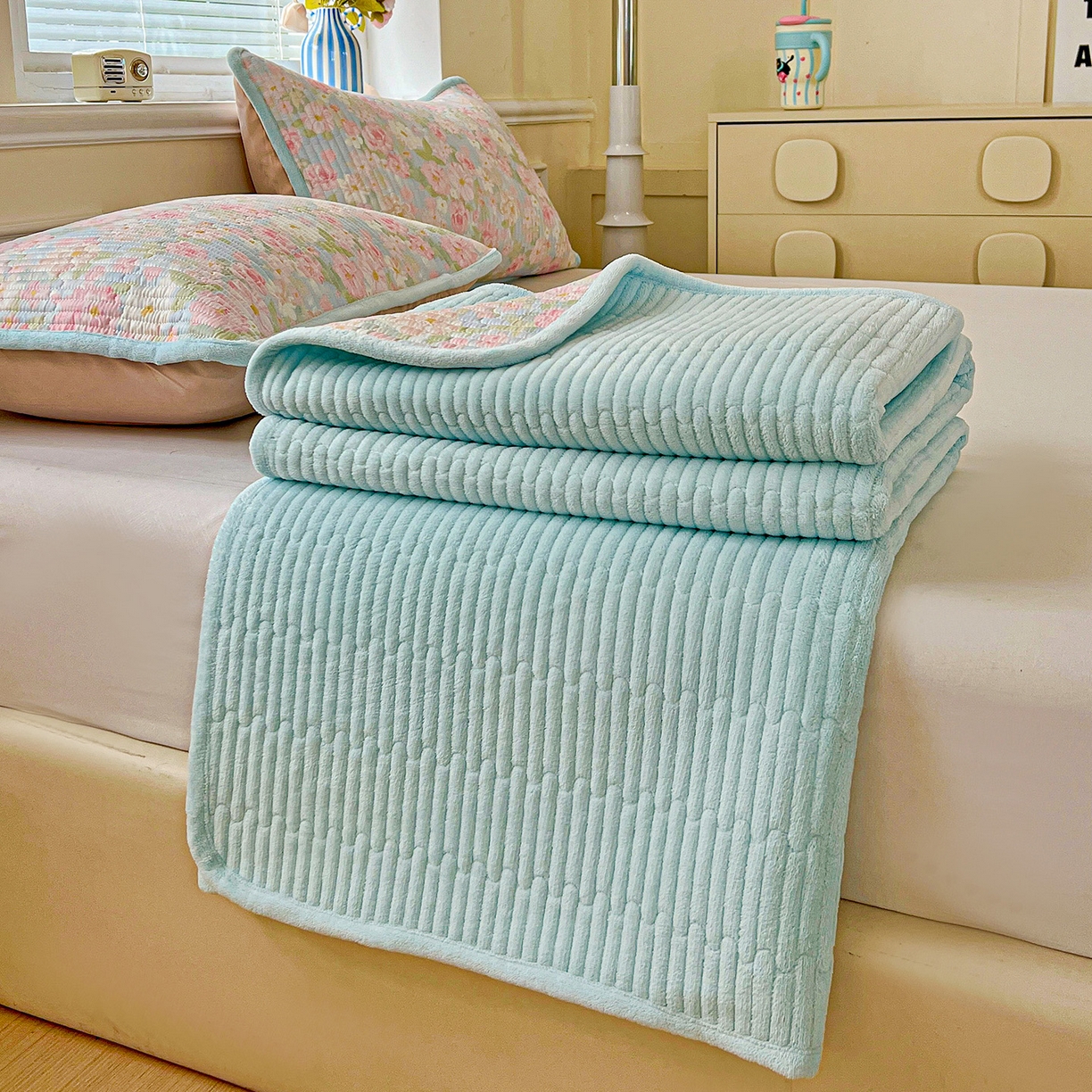 91家纺网 家纺一手货源 找家纺 恒尚居 2025新款学生床盖纯棉牛奶绒正反两用夹棉床单床垫-秋冬款-四季通用【系列一】 梦幻【A纯棉-B宝宝绒】