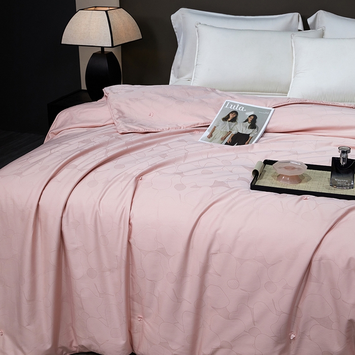 91家纺网 家纺一手货源 找家纺 蚕云阁蚕丝家居 2025新款舒适蚕丝被一级桑蚕丝花赋系列被子被芯 豆沙一级桑蚕丝