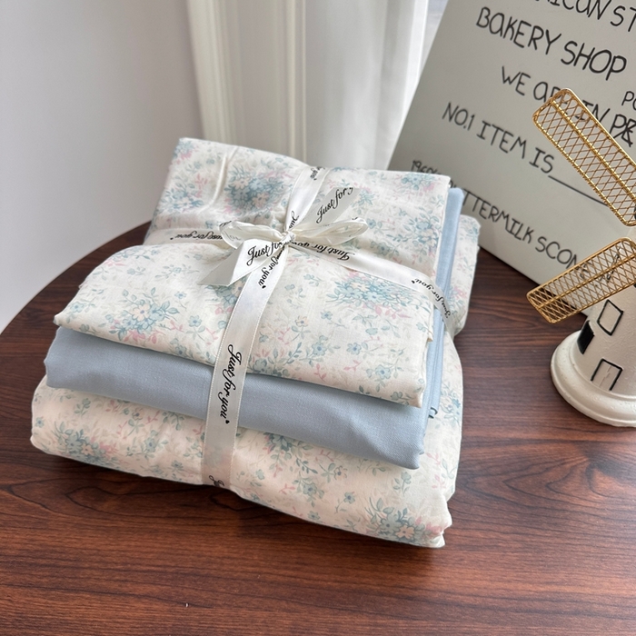 91家纺网 家纺一手货源 找家纺 爱思佳 2024新款A类母婴全棉双层纱印花四件套直播热卖系列三 叠拍图 仲夏