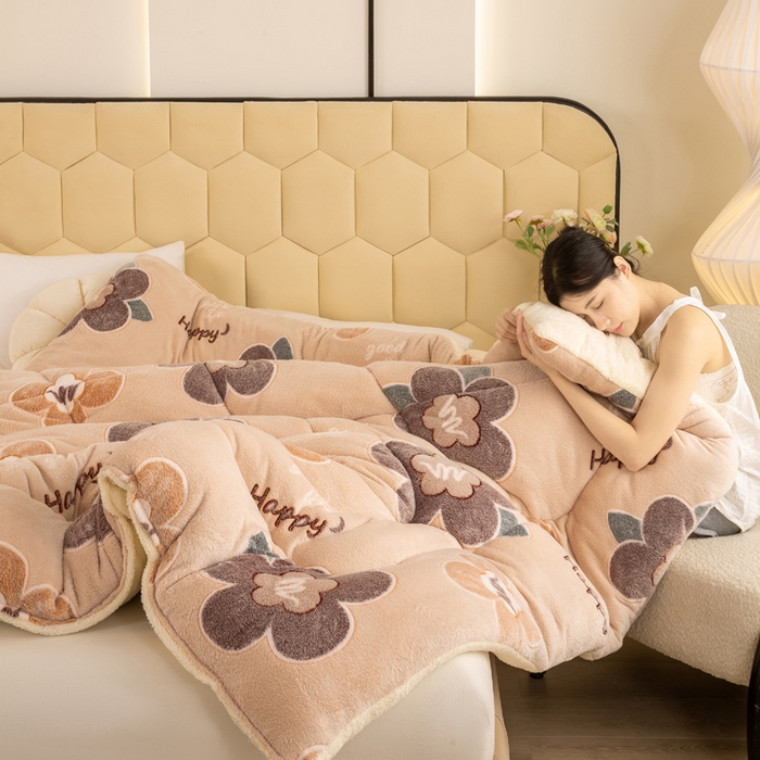 91家纺网 家纺一手货源 找家纺 梦初语 2025新款羊羔绒被子棉被双面绒冬被秋冬季保暖加厚雪花绒被芯直播 幸福花开