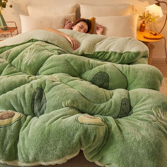 91家纺网 家纺一手货源 找家纺 梦初语 2025新款羊羔绒被子棉被双面绒冬被秋冬季保暖加厚雪花绒被芯直播 牛油果