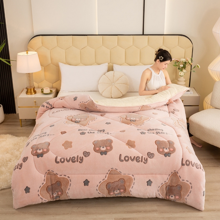 91家纺网 家纺一手货源 找家纺 梦初语 2025新款羊羔绒被子棉被双面绒冬被秋冬季保暖加厚雪花绒被芯直播 星星熊宝