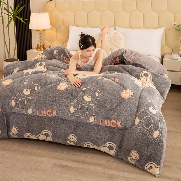 91家纺网 家纺一手货源 找家纺 梦初语 2025新款羊羔绒被子棉被双面绒冬被秋冬季保暖加厚雪花绒被芯直播 luck小胖熊