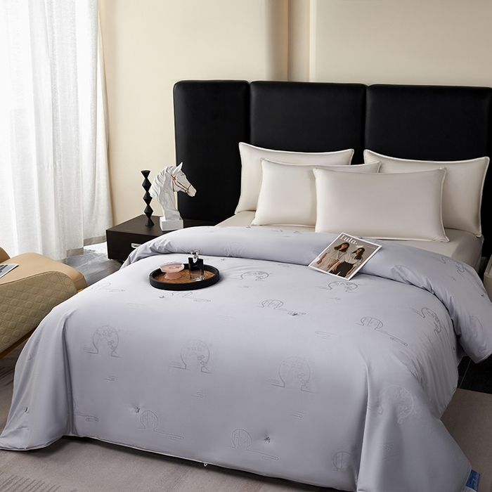 91家纺网 家纺一手货源 找家纺 蚕云阁蚕丝家居 2025新款舒适蚕丝被一级桑蚕丝蚕韵江南系列被子被芯 高级灰一级桑蚕丝