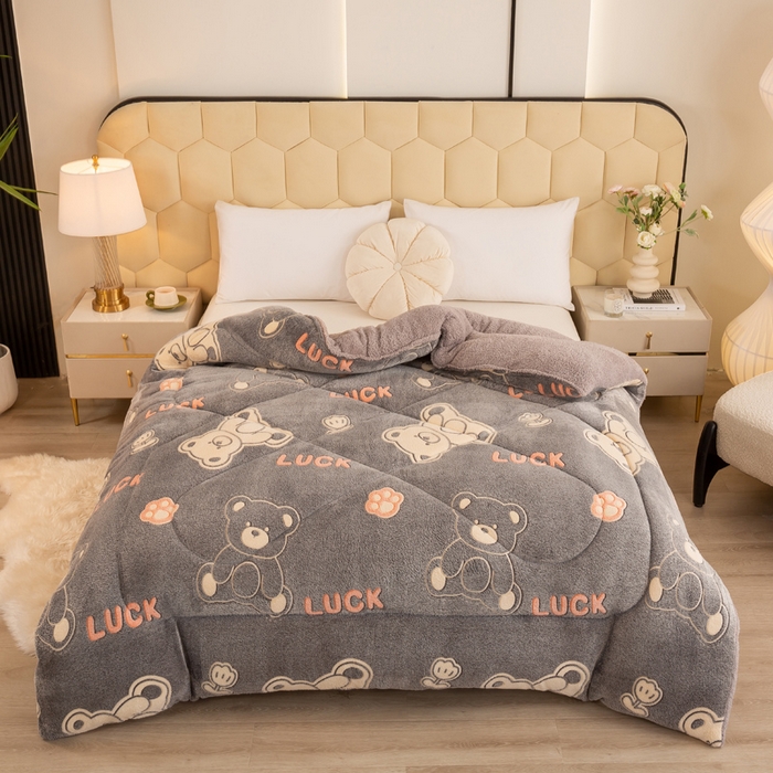 91家纺网 家纺一手货源 找家纺 梦初语 2025新款羊羔绒被子棉被双面绒冬被秋冬季保暖加厚雪花绒被芯直播 luck小胖熊