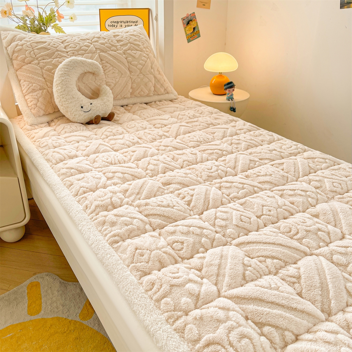 91家纺网 家纺一手货源 找家纺 雯豆家纺 2025新款加厚塔芙绒床垫床褥床护垫学生宿舍床大学生单人褥子 塔芙绒床褥-英伦奶咖