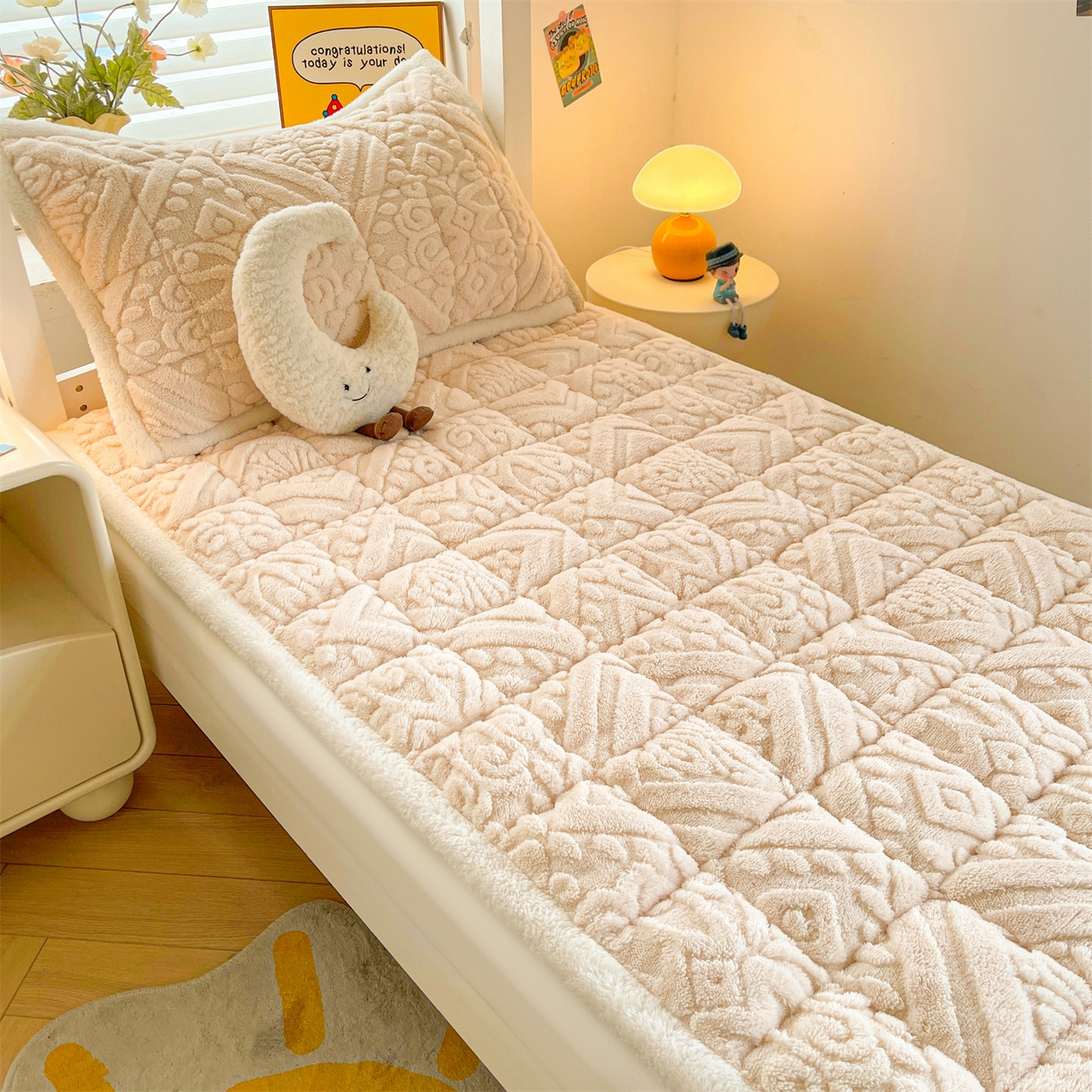 91家纺网 家纺一手货源 找家纺 雯豆家纺 2025新款加厚塔芙绒床垫床褥床护垫学生宿舍床大学生单人褥子 塔芙绒床褥-英伦奶咖