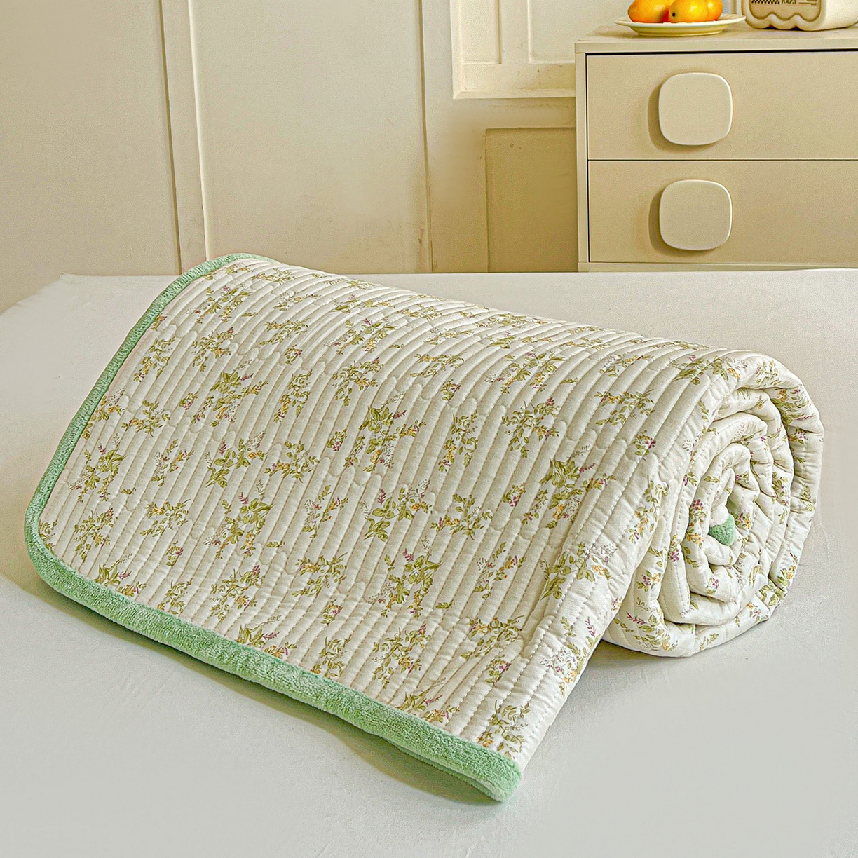 91家纺网 家纺一手货源 找家纺 恒尚居 2025新款学生床盖纯棉牛奶绒正反两用夹棉床单床垫-秋冬款-四季通用【系列一】 香草园【A纯棉-B宝宝绒】