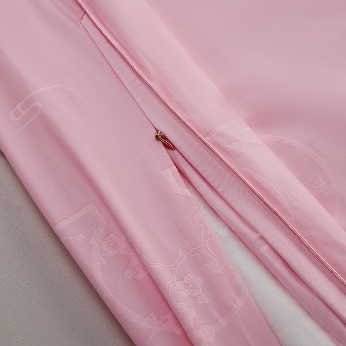 91家纺网 家纺一手货源 找家纺 蚕云阁蚕丝家居 2025新款舒适蚕丝被一级桑蚕丝蚕韵江南系列被子被芯 粉玉一级桑蚕丝